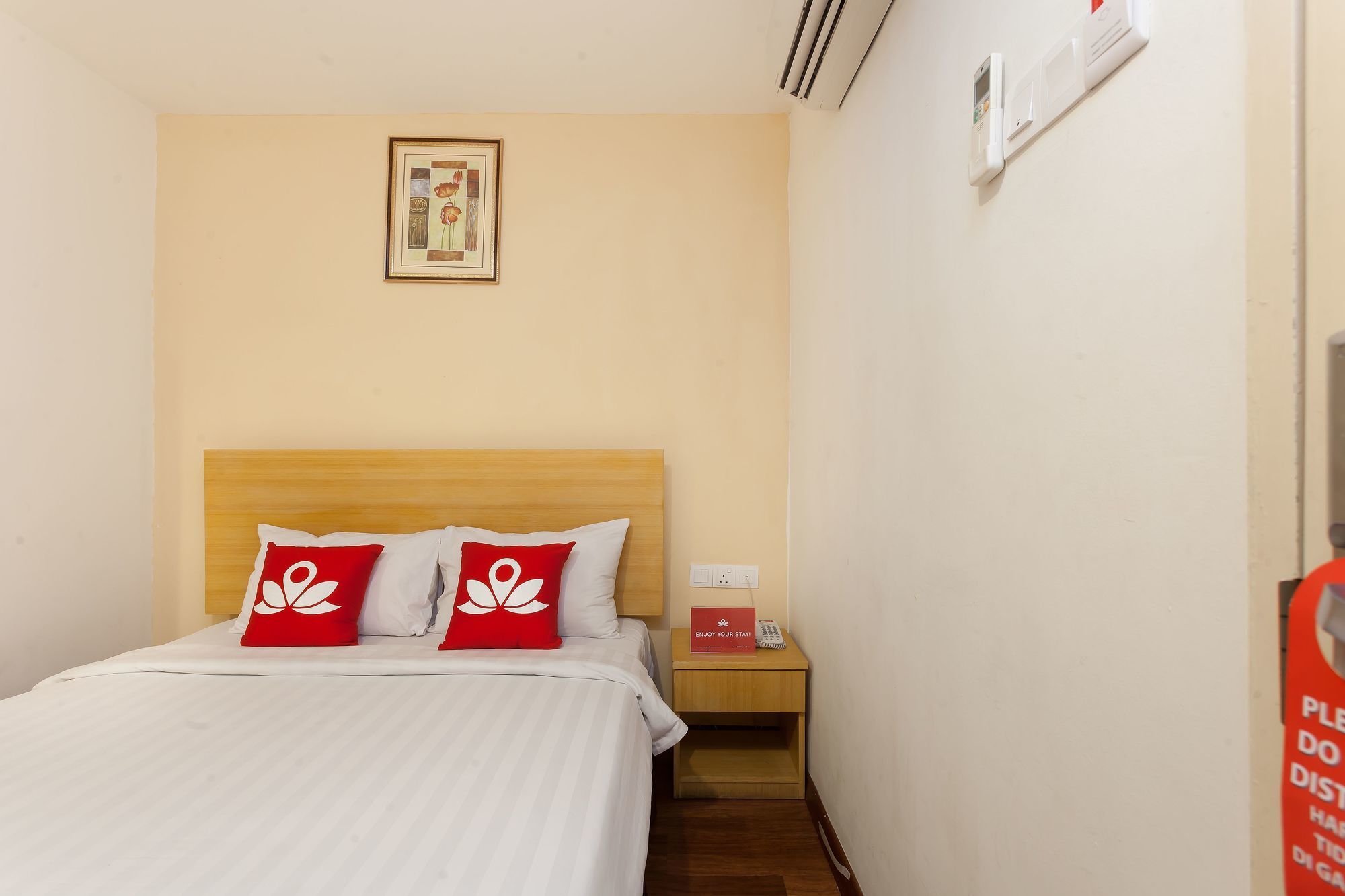 Zen Rooms Opposite Ymca 吉隆坡 外观 照片