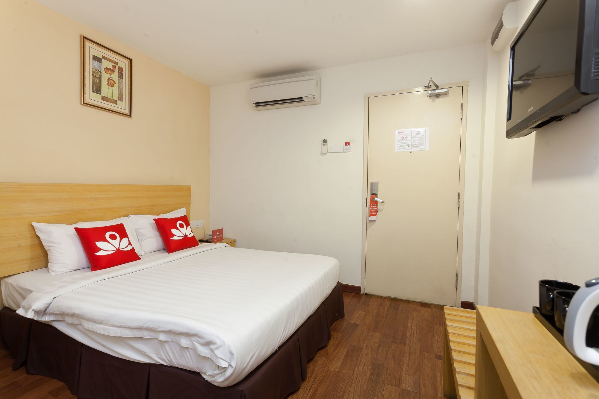 Zen Rooms Opposite Ymca 吉隆坡 外观 照片