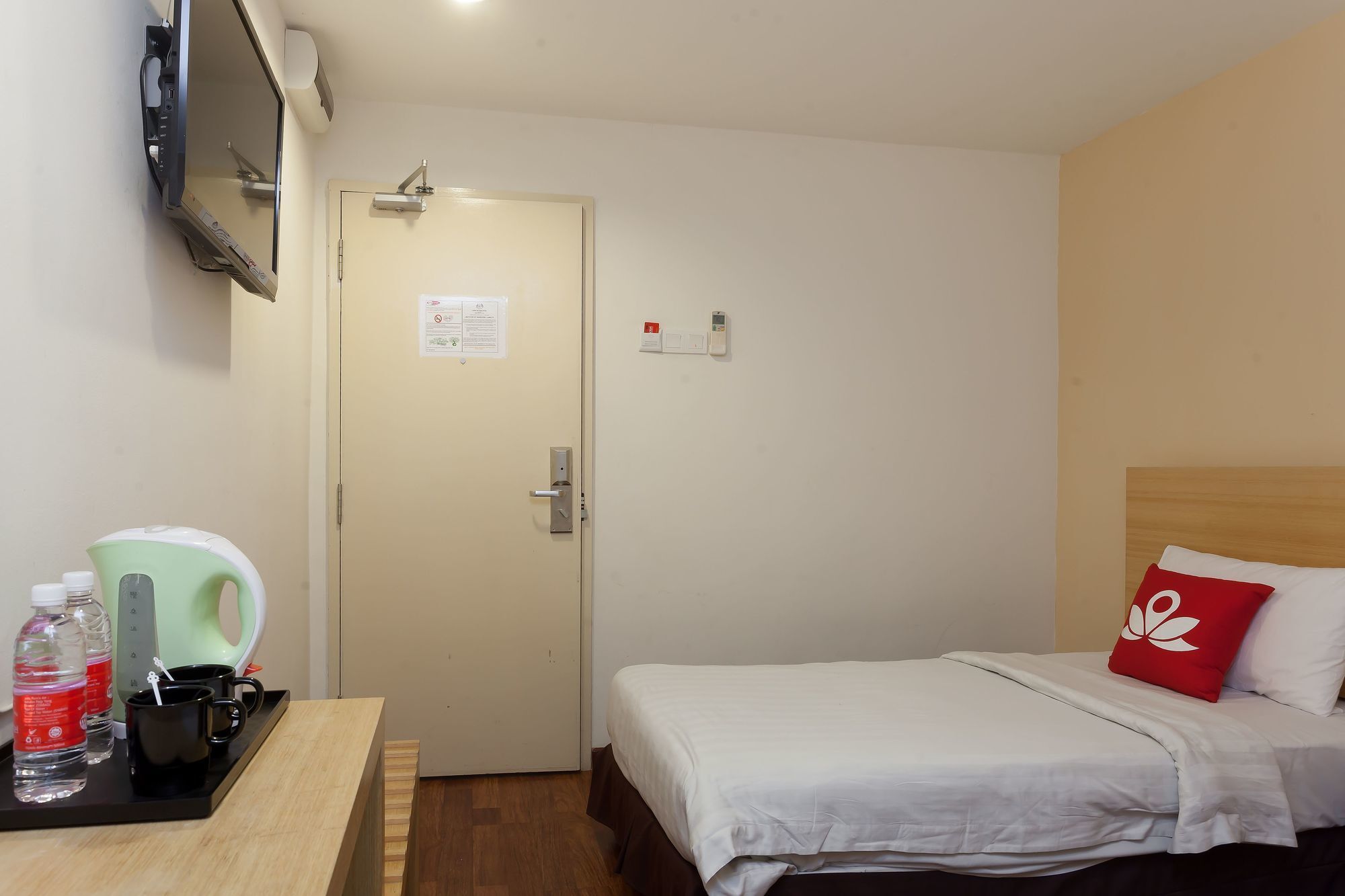 Zen Rooms Opposite Ymca 吉隆坡 外观 照片
